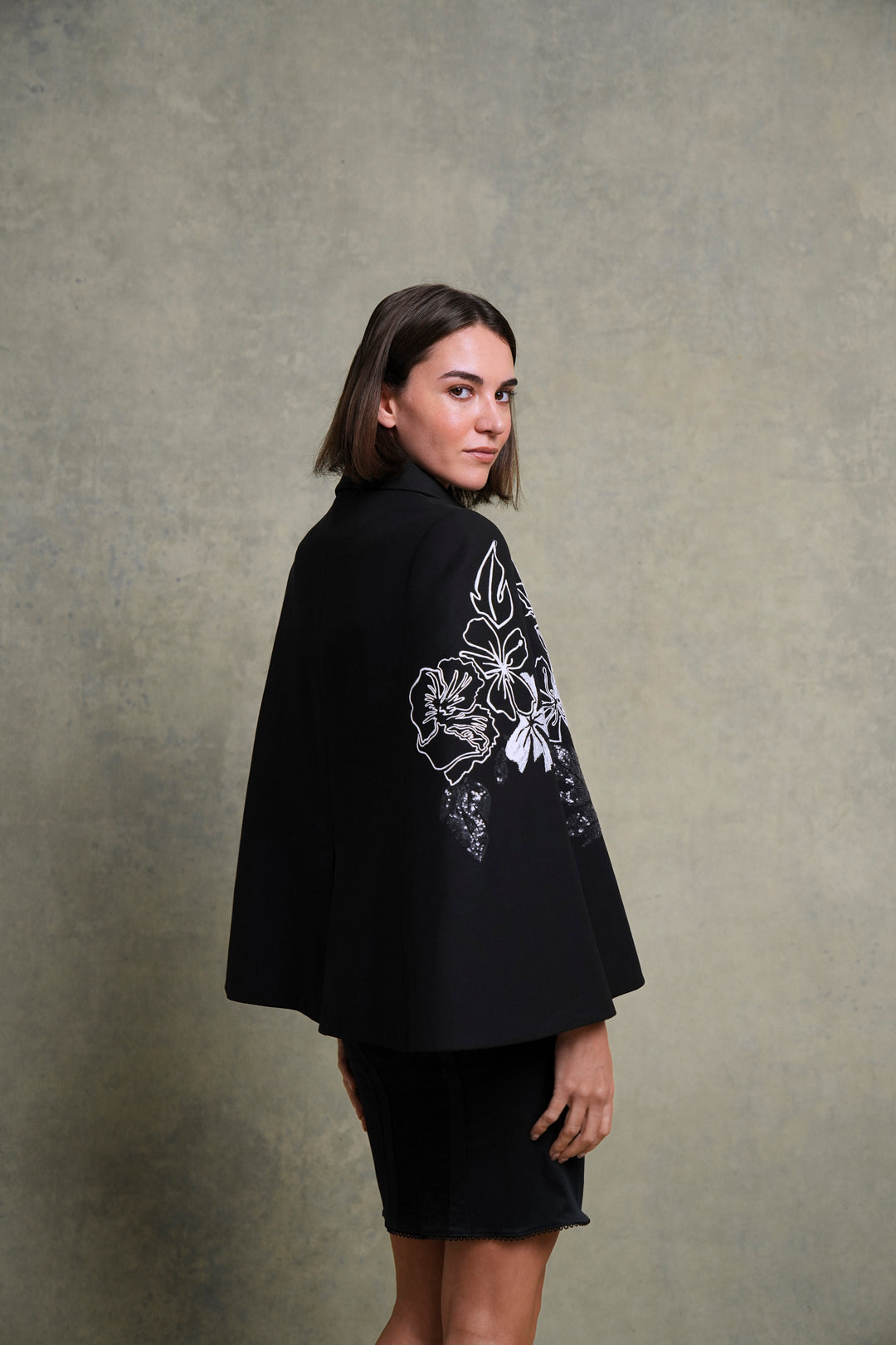 Fendi Floral Embroidered Wool and Silk Cape by Karl Lagerfeld (c. 2017)