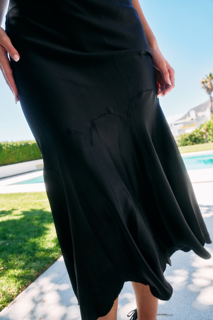 Alexander McQueen Black Silk Corseted Cocktail Dress (SS 2004)