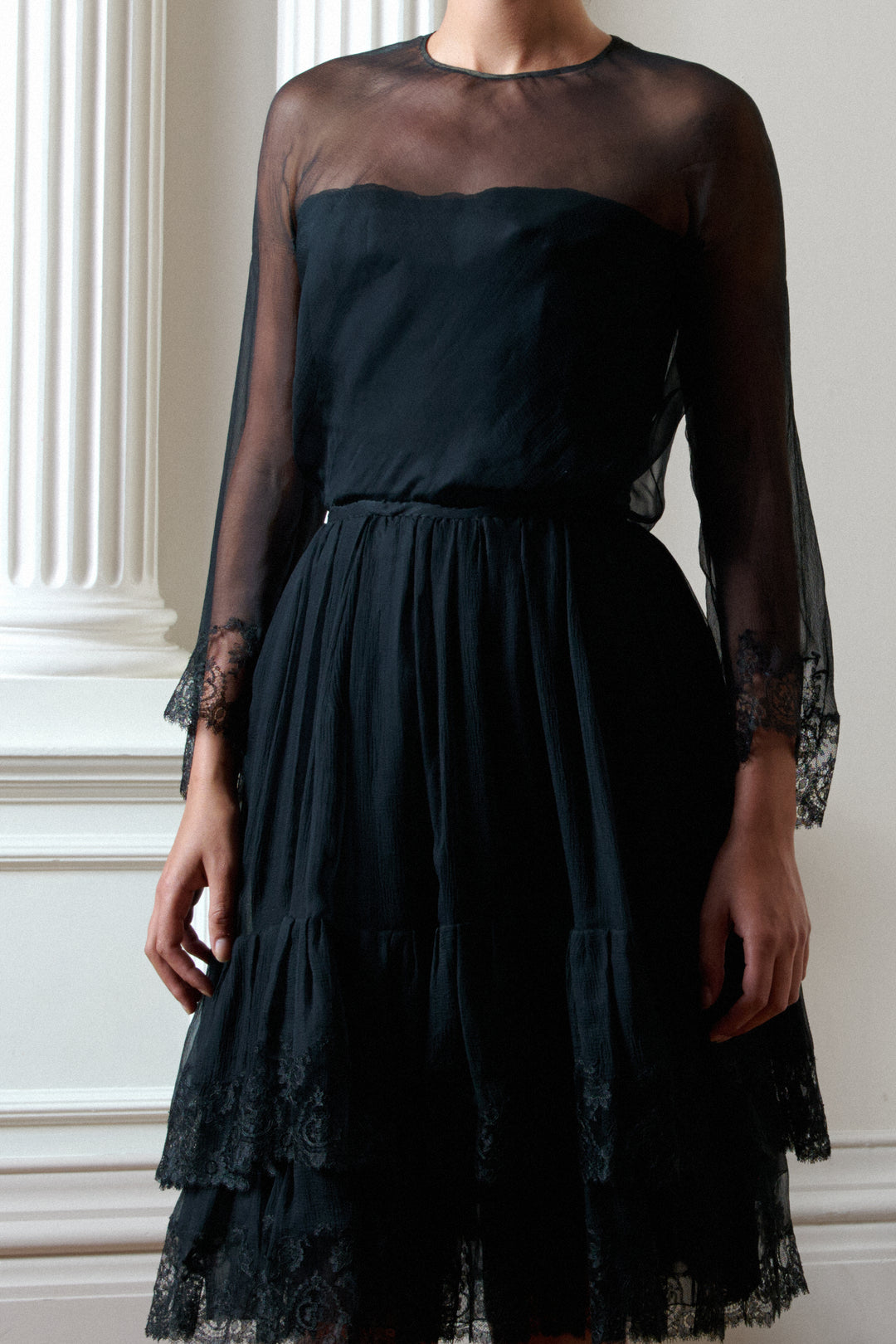Christian Dior Haute Couture Cocktail Dress in Black Lace & Silk Chiff – Epoque Couture